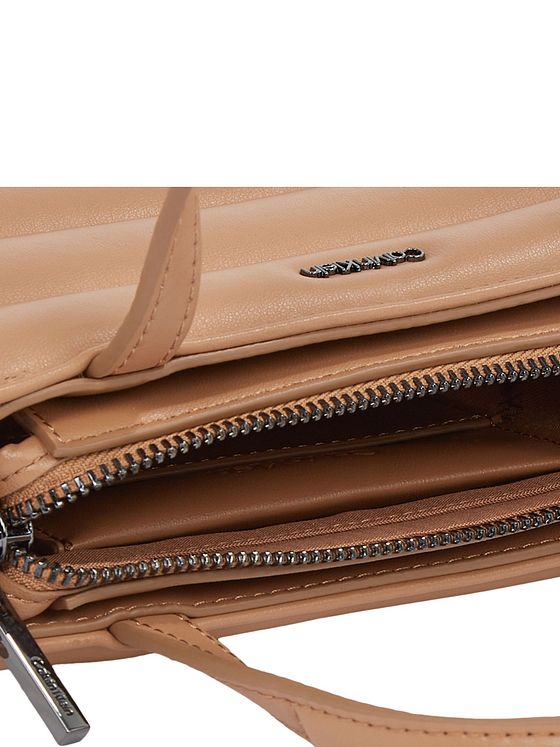 Calvin Klein Line Quilt Håndtaske 19.5 cm Calvin Klein Line Quilt Håndtaske 19.5 cm