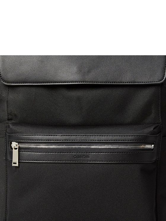 Calvin Klein Contrast Batoh 43 cm Kapsa na notebook