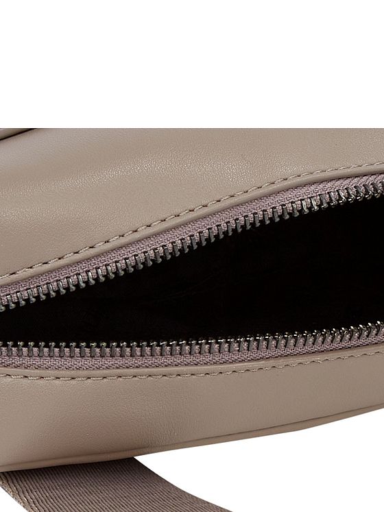 Calvin Klein Clean Essential Skuldertaske 20 cm