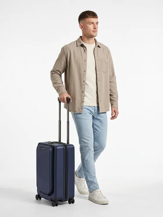 Porsche Design Voyager 3.0 4-pyöräinen Käsimatkatavara S 55 cm Kannettavan tietokoneen taskun syvyys Laajennettava Porsche Design Voyager 3.0 4-pyöräinen Käsimatkatavara S 55 cm Kannettavan tietokoneen taskun syvyys Laajennettava