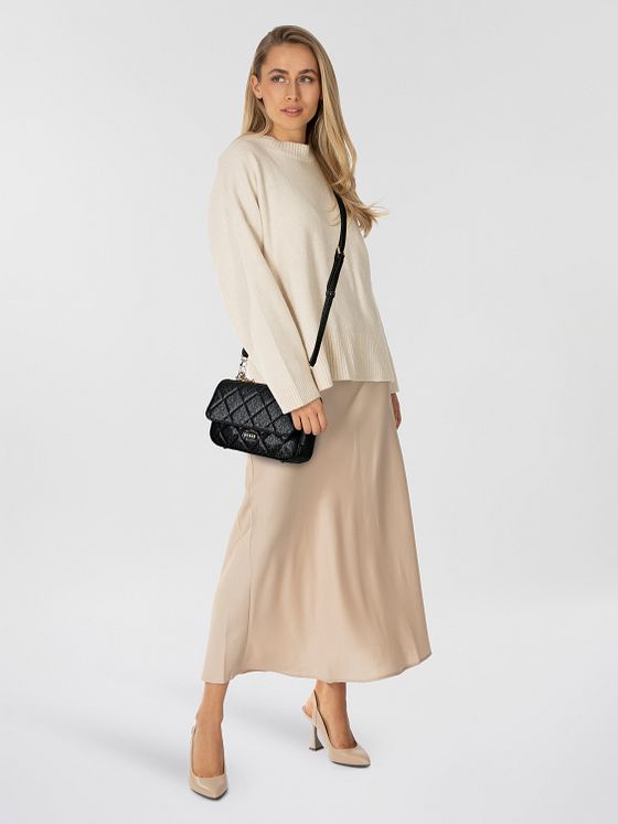 Guess Libby Axelremsväska 23 cm