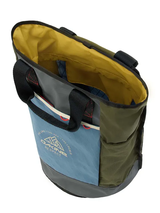 Dakine Renovation 22 L Daypack 45 cm