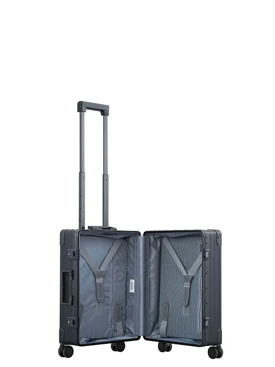 Aleon Traveler Domestic 4-hjulig Cabinväska av Aluminium, 55 cm Aleon Traveler Domestic 4-hjulig Cabinväska av Aluminium, 55 cm