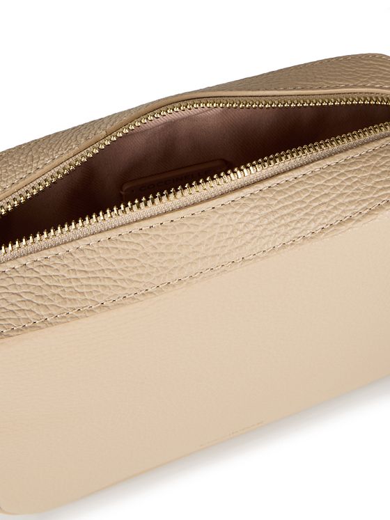 Coccinelle Tebe skuldertaske i læder 21,5 cm