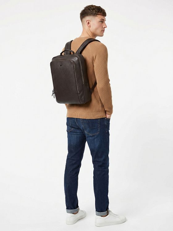 Braun Büffel Novara Yritysreppu Nahka 40 cm Kannettavan tietokoneen lokero Braun Büffel Novara Yritysreppu Nahka 40 cm Kannettavan tietokoneen lokero