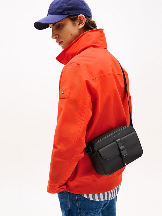 Tommy Hilfiger TH Foundation Skuldertaske 23 cm