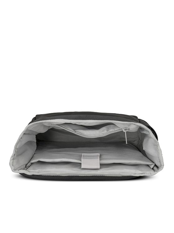 Johnny Urban Sleek Series Harvey Medium Daypack 41 cm Laptoprum Johnny Urban Sleek Series Harvey Medium Daypack 41 cm Laptoprum