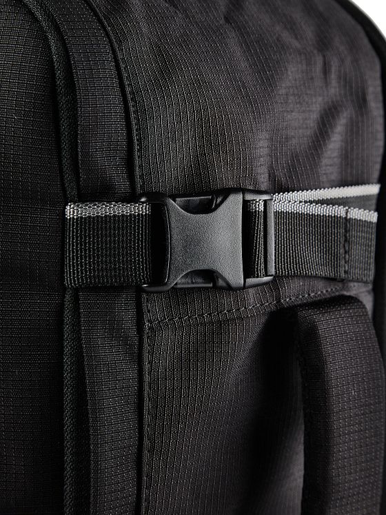 American Tourister Batoh Take2Cabin s přihrádkou na notebook 40 cm