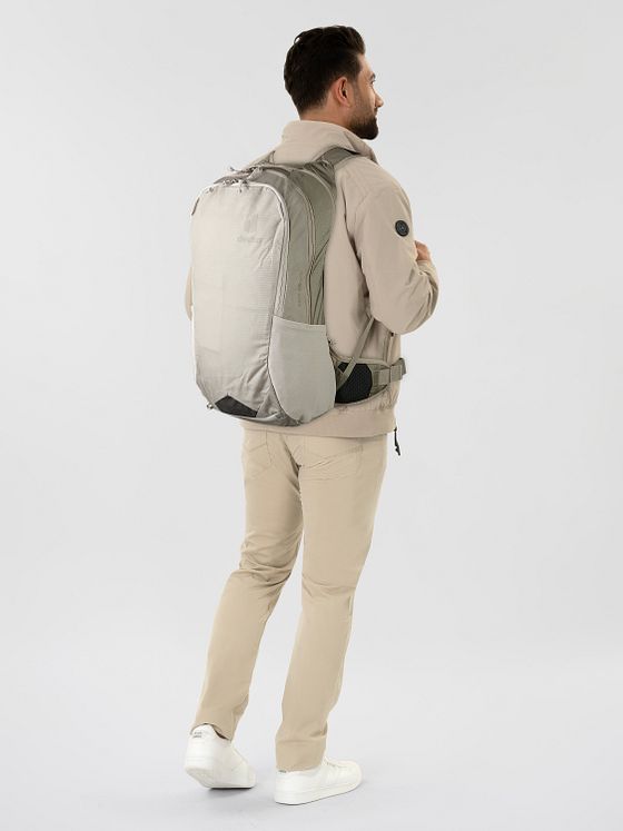 Deuter Race Air 14+3 Batoh 46 cm