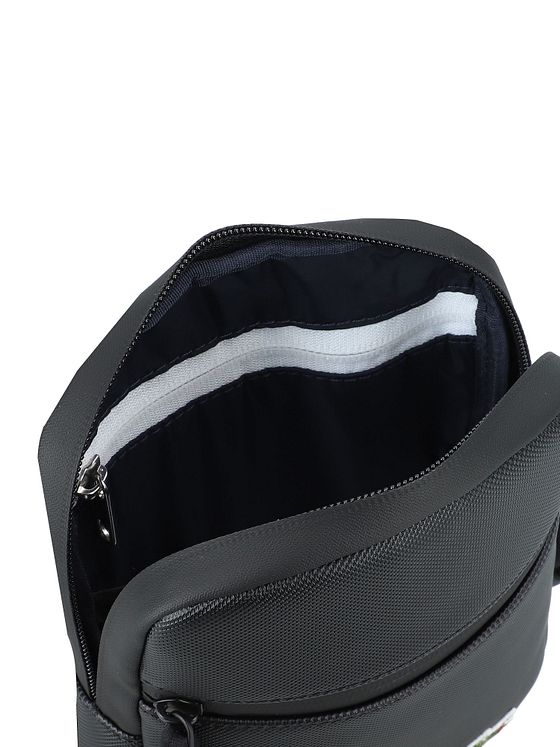 Lacoste Core Essentials Lcst Skuldertaske 15.5 cm Lacoste Core Essentials Lcst Skuldertaske 15.5 cm