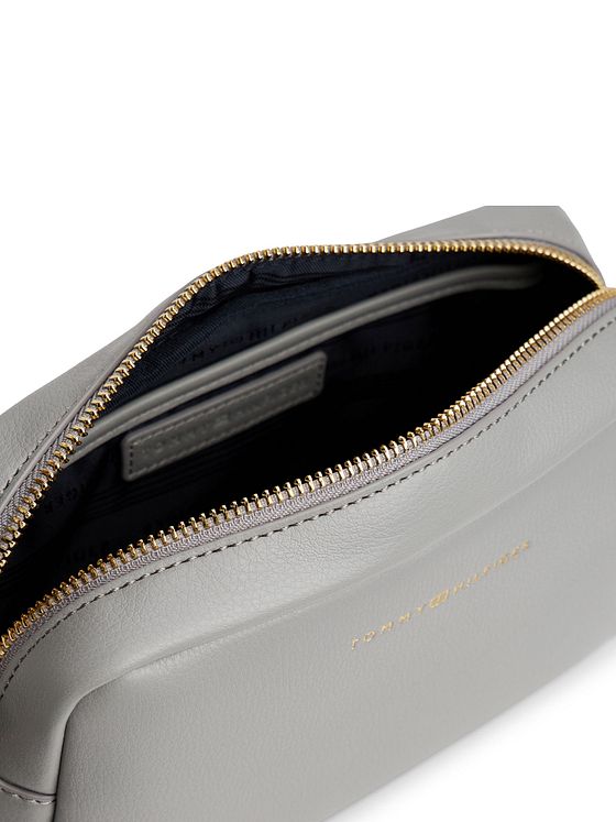 Tommy Hilfiger TH Logotape Skuldertaske 20 cm Tommy Hilfiger TH Logotape Skuldertaske 20 cm