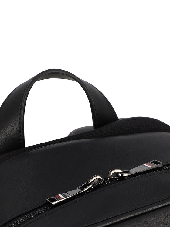 Tommy Hilfiger TH Modern Daypack 42 cm Laptoprum Tommy Hilfiger TH Modern Daypack 42 cm Laptoprum