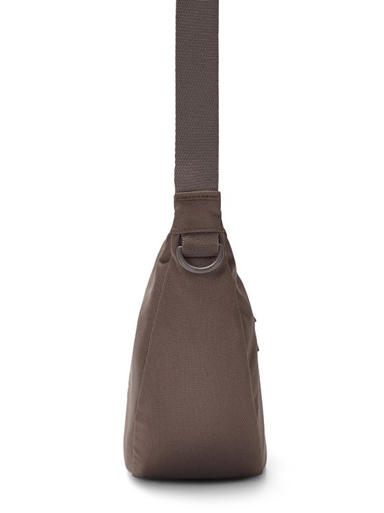 Johnny Urban Ally Crossbody taske M 33 cm Johnny Urban Ally Crossbody taske M 33 cm