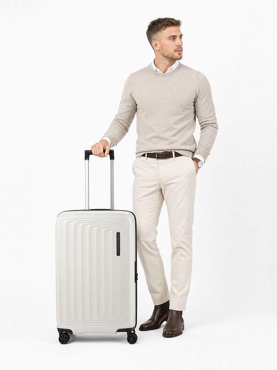 Samsonite Nuon 4-hjulet Kuffert 69 cm med ekspansion Samsonite Nuon 4-hjulet Kuffert 69 cm med ekspansion