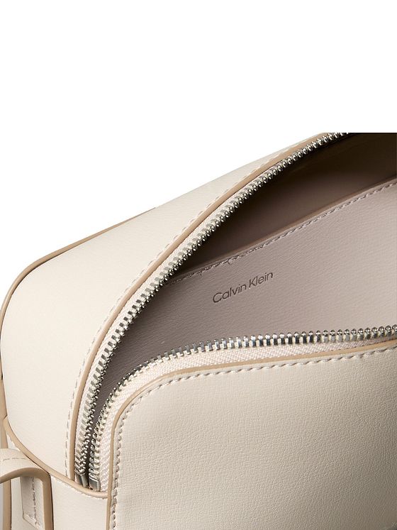 Calvin Klein Foil Olkalaukku 21 cm