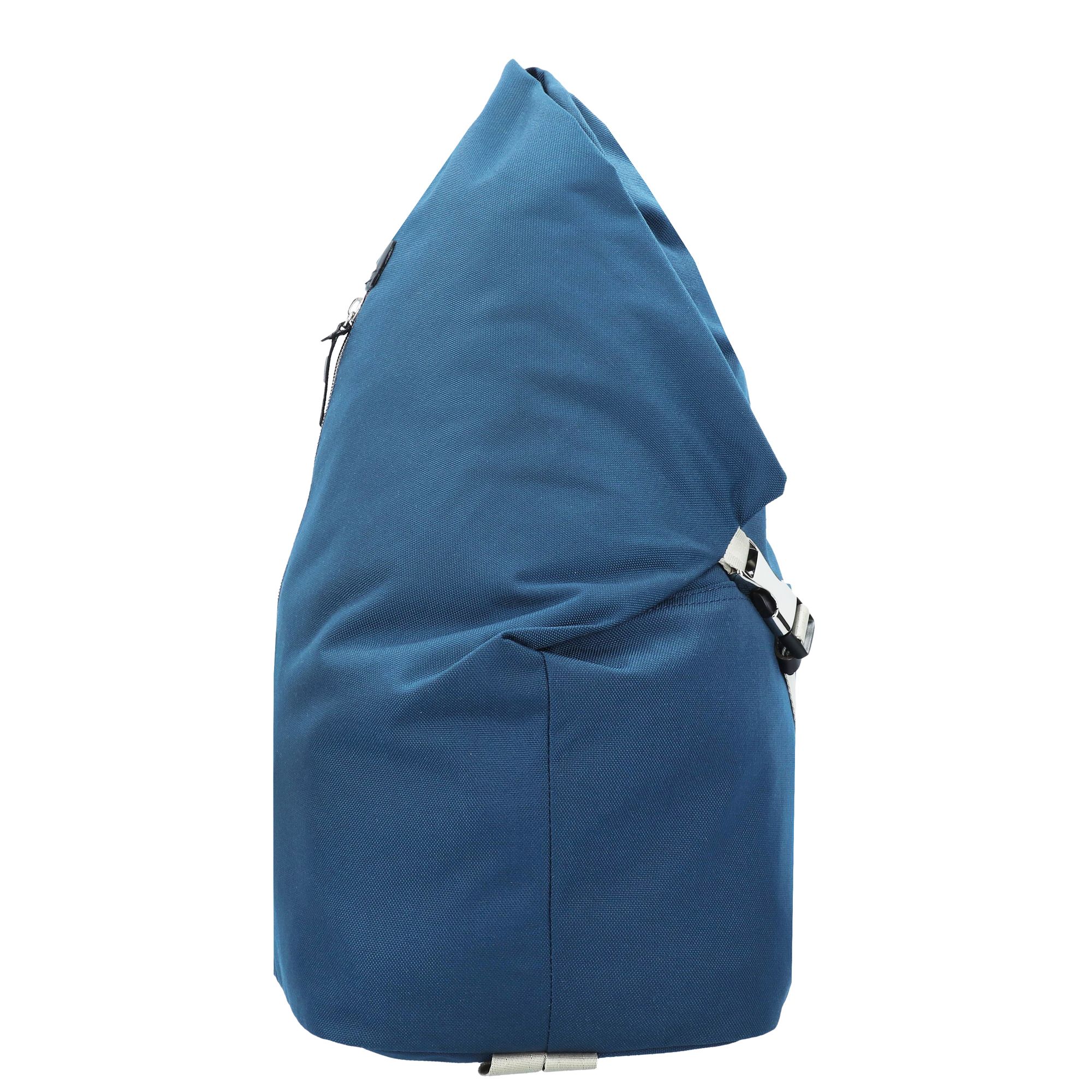 HLO-0935-navy_1