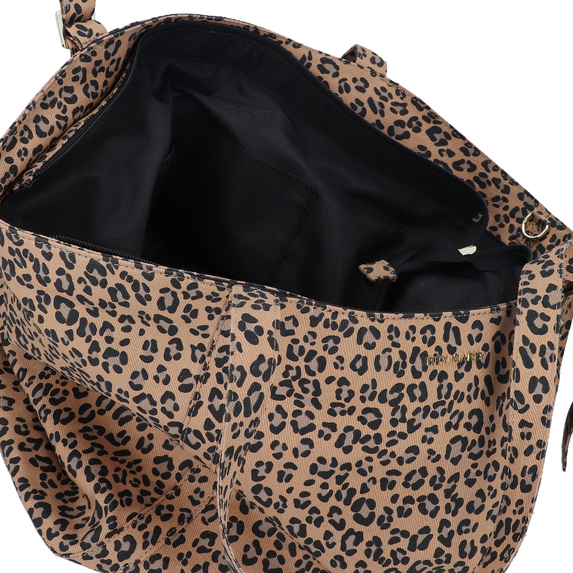 TAS047400_5